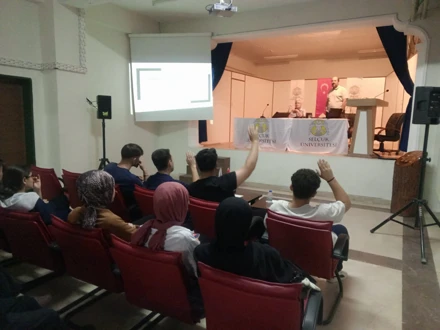 Güneysınır MYO’da Yeni Öğrencilere Oryantasyon Eğitimi